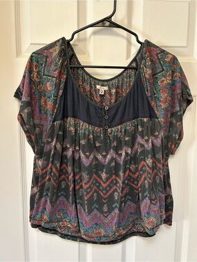 Ecote Multicolor Chevron Short Sleeve Blouse - Black Base